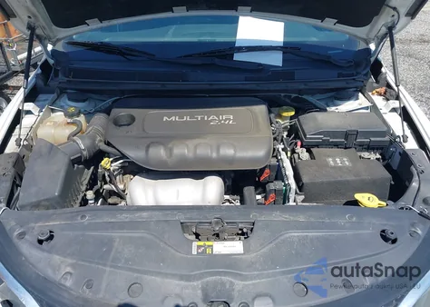 2015 Chrysler 200 Limited z USA, uszkodzony, nr VIN 1C3CCCAB9FN749417